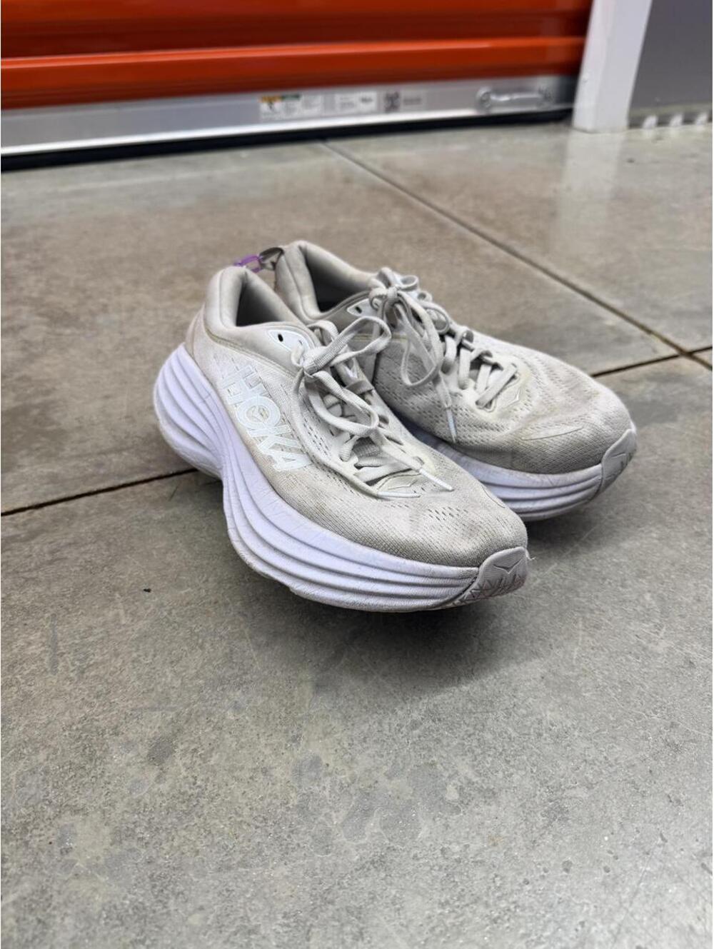 hoka one one bondi 8 triple white running gym shoes size 8.5 WOMENS